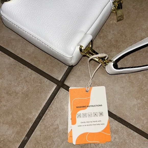 Inicat cross body bag NWT - Picture 6 of 6